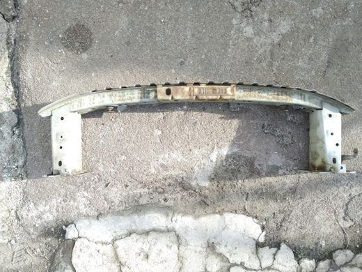 Усилитель переднего бампера Ford Focus '04-'11/C-Max '04-'10/Kuga '08-'12