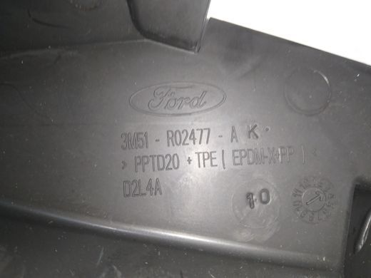 Накладка крыла переднего левого под жабо Ford C-Max '03-'10