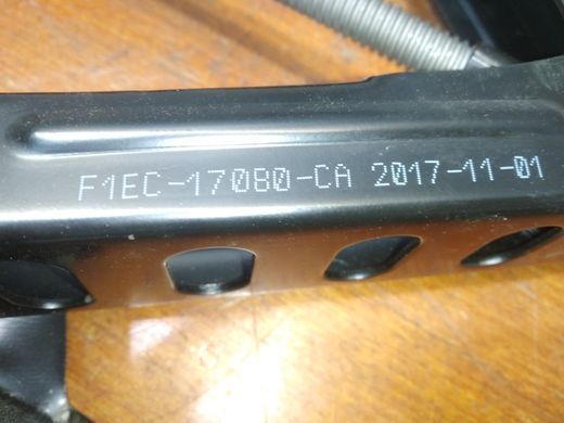 Домкрат Ford Focus '18-'18