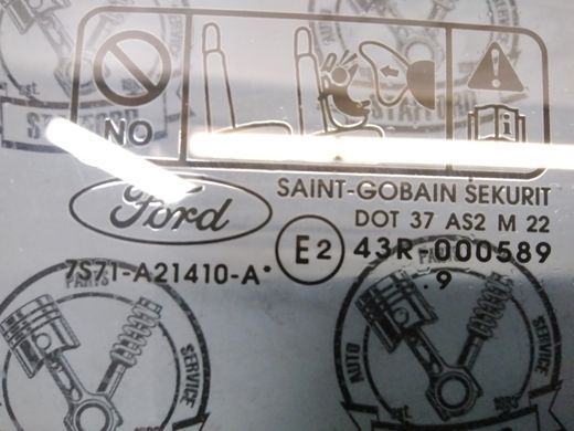 Стекло двери передней правой станд. тонировка Ford Mondeo '07-'14