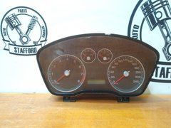 Щиток приборов бенз. спидом. Kmh деф Ford Focus '04-'07/C-Max '04-'07