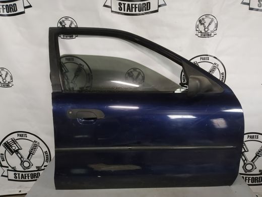 Дверь передняя правая голая темно-синяя Ford Mondeo '97-'00