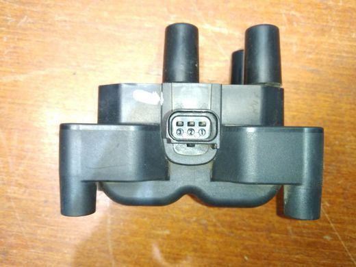 Катушка зажигания 1.25 1.4 1.6 бензин Ford Focus '05-'11/C-Max '05-'10/Fiesta '05-'08/Fusion '05-'12