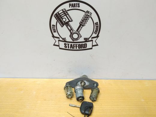 Комплект циліндрів (личинок) та ключ 4, 5 дв. седани Ford Mondeo '96-'97