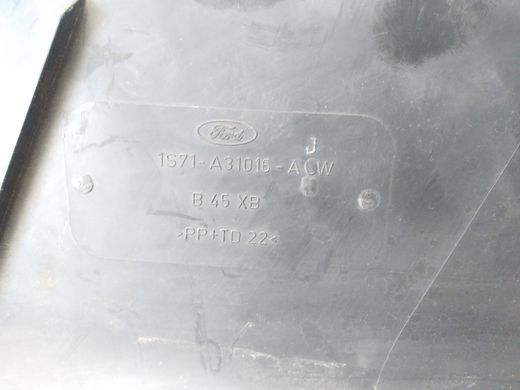 Накладка обшивка задньої правої стійки 5 дв седан Ford Mondeo '00-'07
