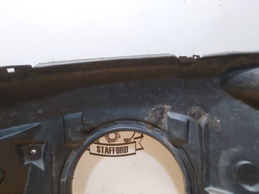 Подкрылок передний левый дефект Ford Mondeo '92-'00