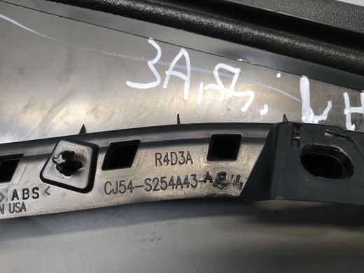 Накладка наружная задняя двери задней левой Ford Escape '12-