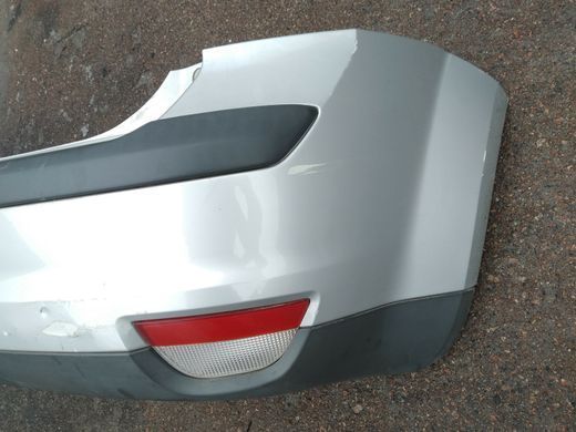 Бампер задний голый серый ZJNC 5 дв. седан дефект Ford Focus '04-'08