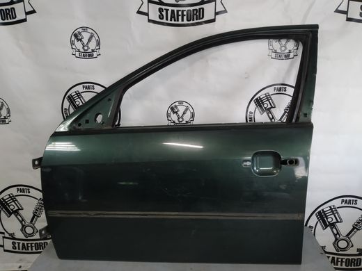 Двері передня ліва гола темно-зелена Ford Mondeo '00-'07