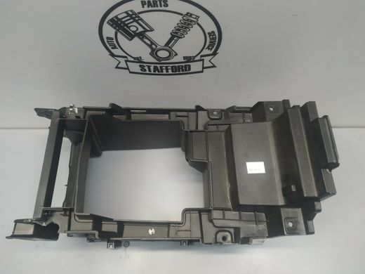 Відсік лоток центр. консолі з роз.12V/прикурюв. дефект Ford Edge '15-