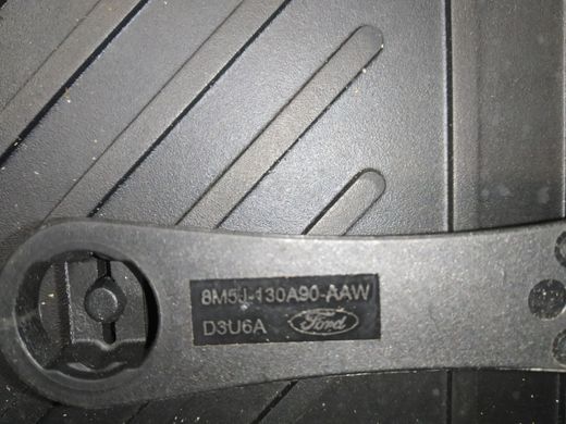 Килимки напольні передні гума з фіксаторами Ford Focus '04-'11