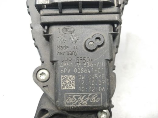 Педаль газу з потенціометром з фіксованими пед. МКПП Ford Focus '04-'11