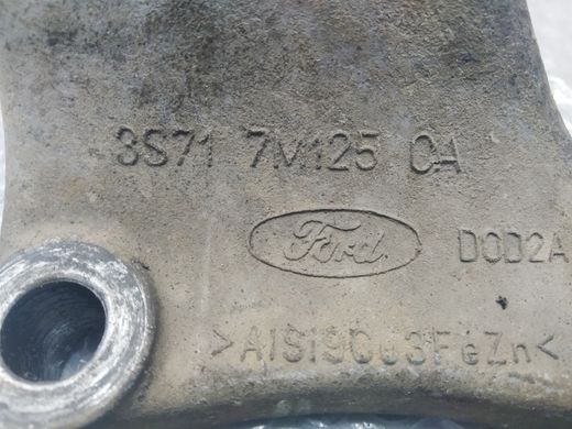 Кронштейн опори коробки передач 6 ст. МКПП Ford Mondeo '03-07